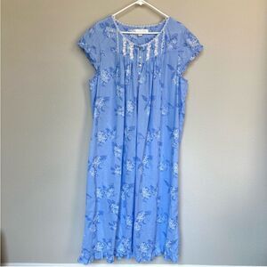 Eileen West Blue Hydrangea Woven Cotton Nightgown S